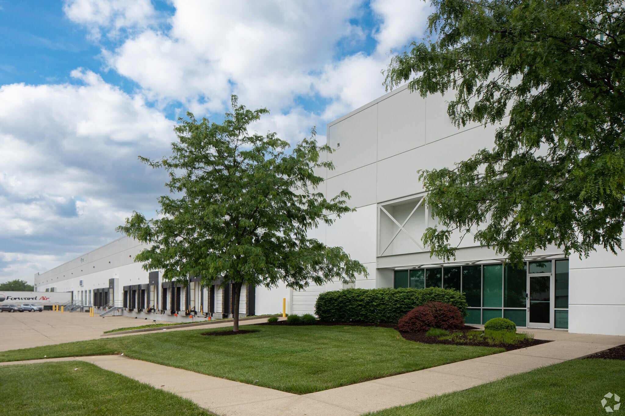 1107-1133 Aviation Blvd, Hebron, KY à louer Photo de l’immeuble– Image 1 sur 6