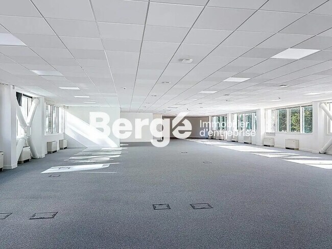 Plus de détails pour Bureau à louer