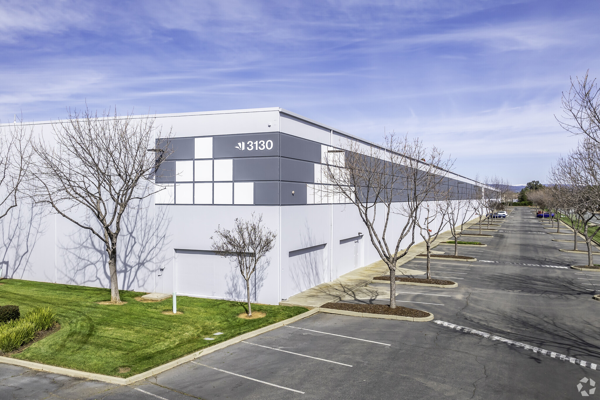 3130 Venture Dr, Lincoln, CA à louer Photo de l’immeuble– Image 1 sur 8