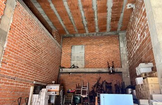 Plus de détails pour Local commercial à louer