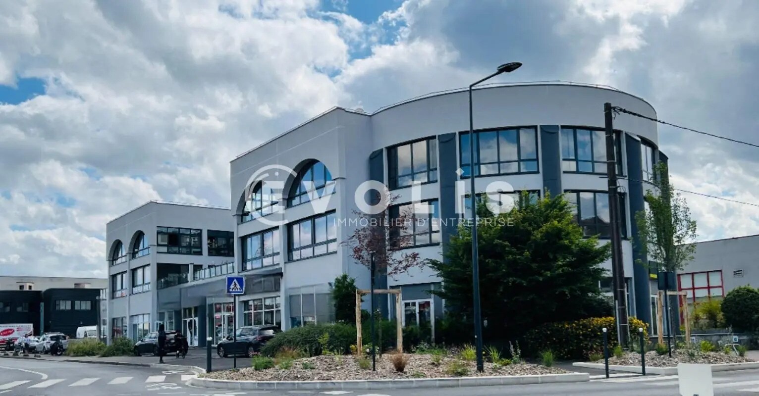 80-84 Rue De La Libération, Pontault-Combault à louer Photo de l’immeuble– Image 1 sur 17