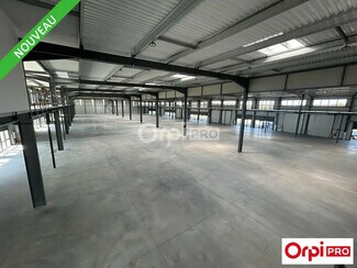 Plus de détails pour Local d'activités à louer