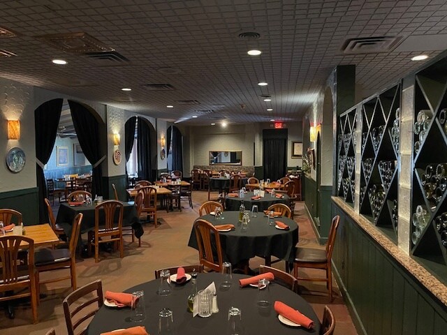 3109-3133 Watson Rd, Saint Louis, MO à louer - Photo intérieure – Image 1 sur 13