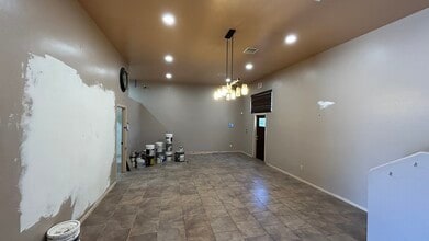 3681 N Robert Rd, Prescott Valley, AZ à vendre Photo intérieure– Image 2 sur 8