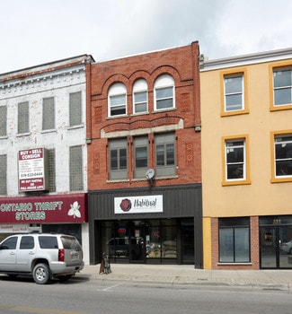 Plus de détails pour 389 Dundas St, Woodstock, ON - Local commercial à vendre