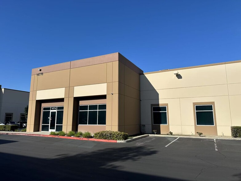 14752-14782 Yorba Ct, Chino, CA à louer - Photo de l’immeuble – Image 3 sur 19
