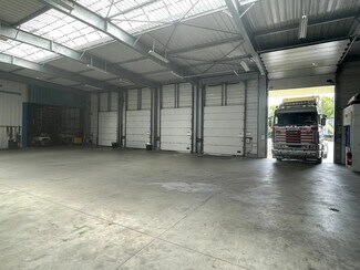 Plus de détails pour Industriel/Logistique à louer