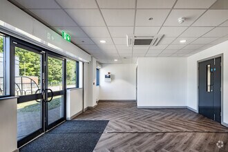 Touchet Hall Rd, Manchester à louer Hall d’entrée– Image 2 sur 23