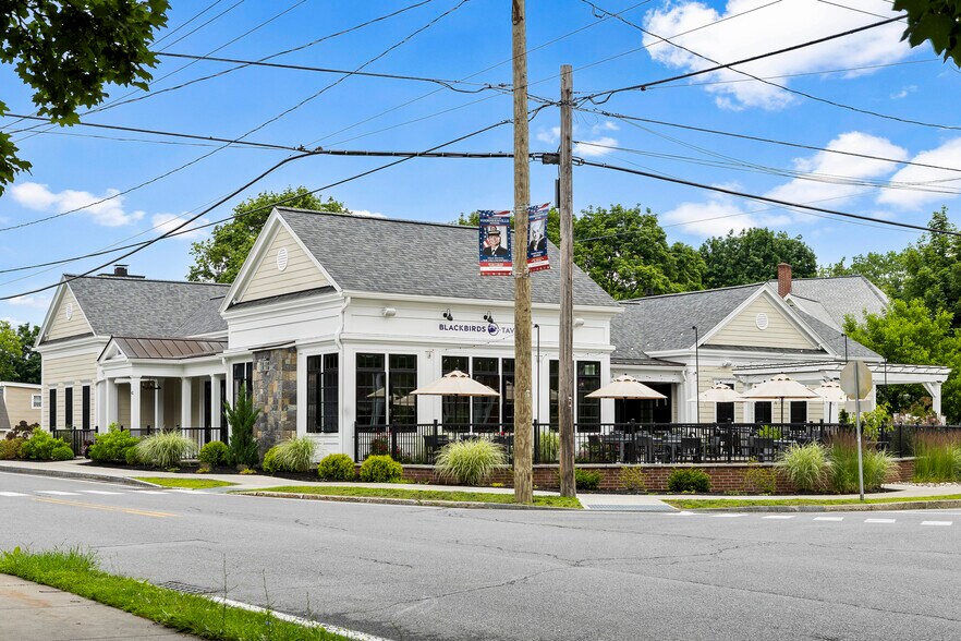 42 S Main St, Voorheesville, NY à vendre - Photo de l’immeuble – Image 3 sur 59