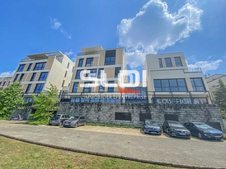 84 Quai Joseph Gillet, Lyon à louer - Photo de l’immeuble – Image 3 sur 14