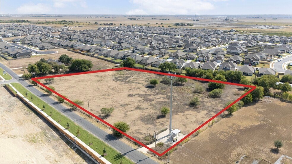 828 Co 132 rd, Hutto, TX à vendre - Photo de l’immeuble – Image 2 sur 4