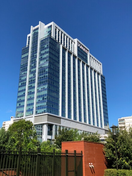 35 Rue D'Alsace, Levallois-Perret à louer - Photo de l’immeuble – Image 3 sur 8