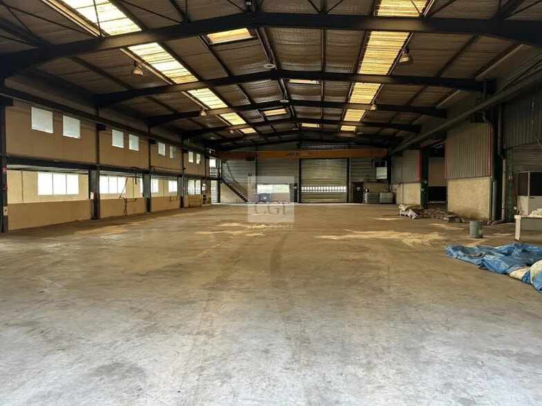 Industriel/Logistique dans Seyssins à vendre - Photo de l’immeuble – Image 2 sur 4