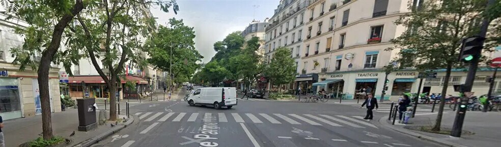 Local commercial dans Paris à louer - Photo de l’immeuble – Image 2 sur 2