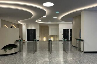 44-48 Rue De Châteaudun, Paris à louer Photo intérieure– Image 2 sur 7