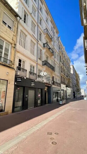 Local commercial dans Saint-Étienne à louer - Photo de l’immeuble – Image 2 sur 10