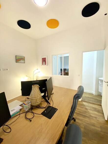 96 Avenue De Saint-Ouen, Paris à vendre - Photo de l’immeuble – Image 3 sur 7