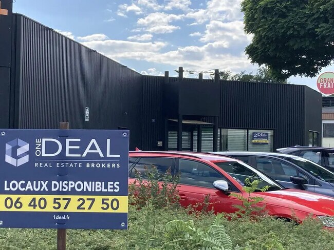 Plus de détails pour Local commercial à louer