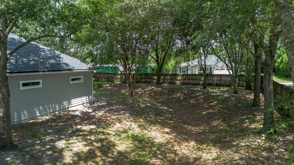 8141 Ramona Blvd, Jacksonville, FL à louer - Photo de l’immeuble – Image 3 sur 51