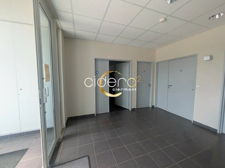 Bureau dans Clermont-Ferrand à louer - Photo de l’immeuble – Image 3 sur 3
