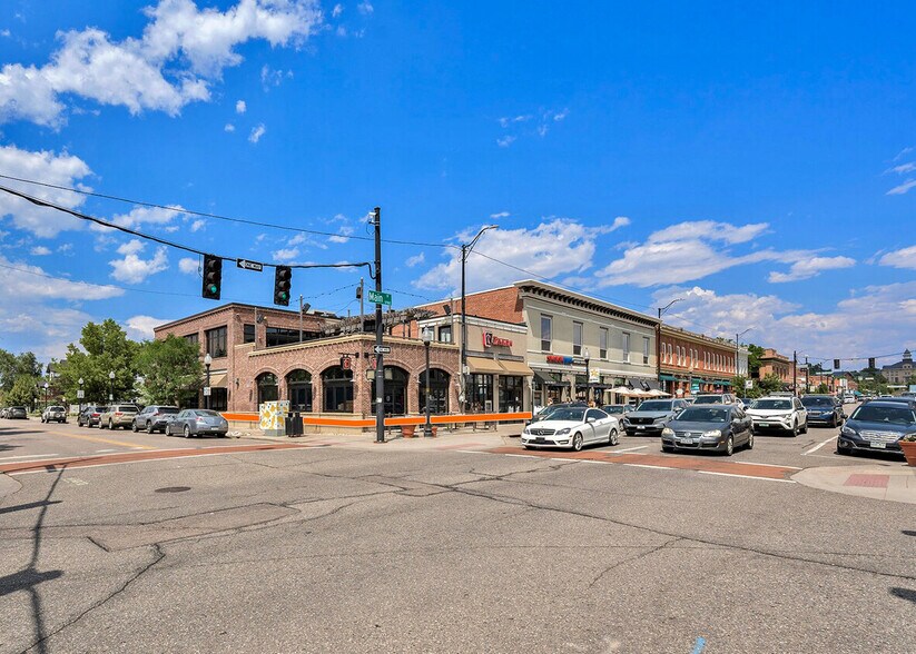 2589 W Main St, Littleton, CO à vendre - Photo de l’immeuble – Image 3 sur 18