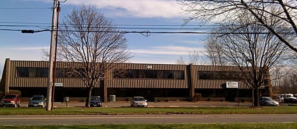 20-30 N Plains Industrial Rd, Wallingford, CT à louer - Photo de l’immeuble – Image 1 sur 1