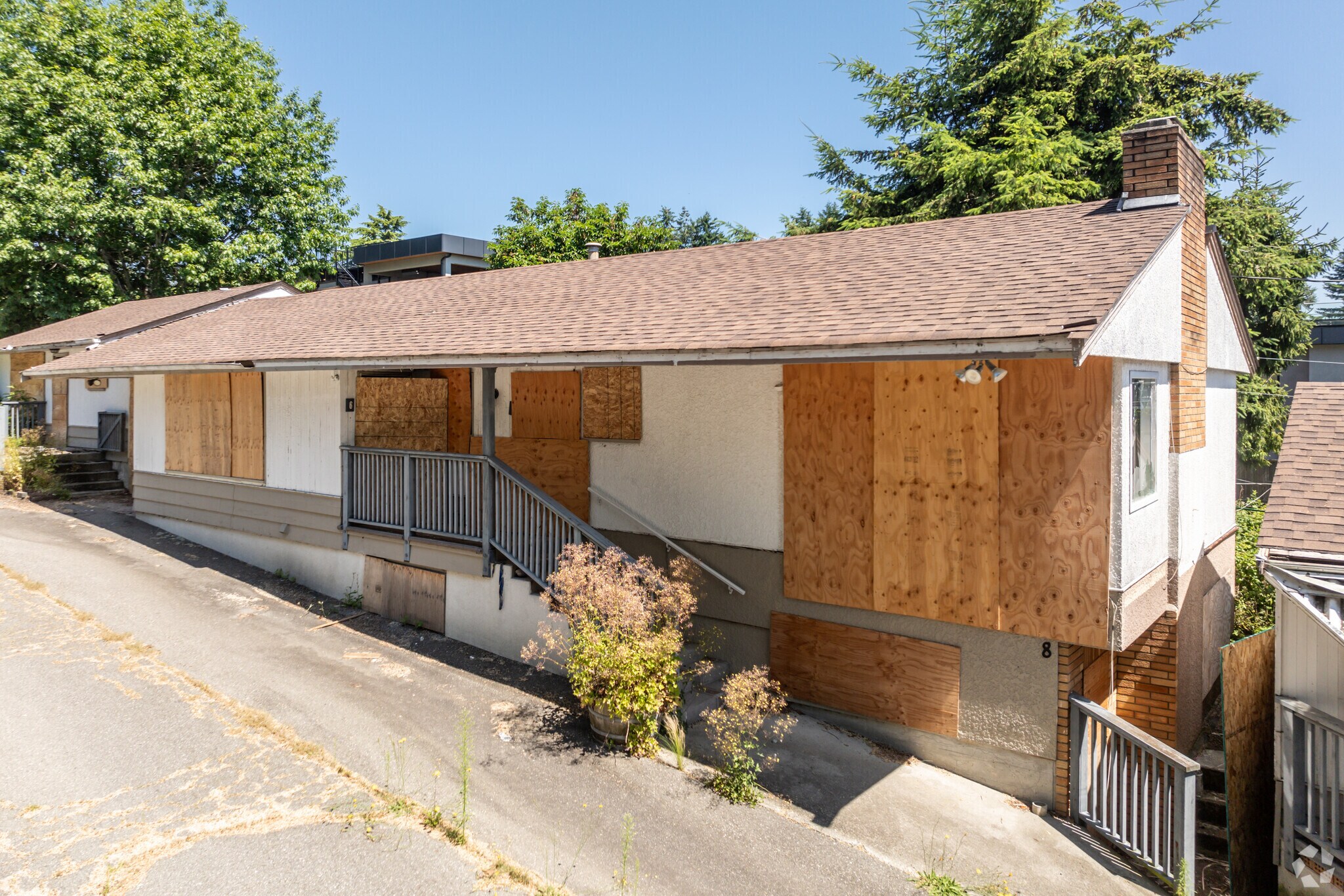 15855-15869 Pacific Av, White Rock, BC à vendre Photo principale– Image 1 sur 5