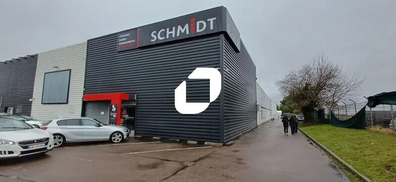 Local commercial dans Buchelay à louer Photo de l’immeuble– Image 1 sur 7