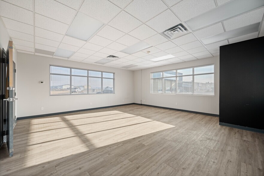 2576 Yakima Valley Hwy, Sunnyside, WA à louer - Photo intérieure – Image 3 sur 21