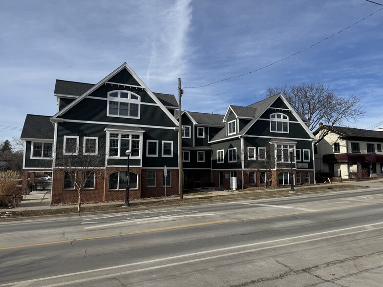 524 S Main St, Ann Arbor, MI à louer - Photo de l’immeuble – Image 1 sur 11