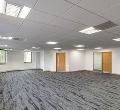 Wellington St, Cheltenham à louer Photo intérieure– Image 2 sur 3