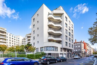 Plus de détails pour 6 Rue Bellecombe, Lyon - Logement à vendre