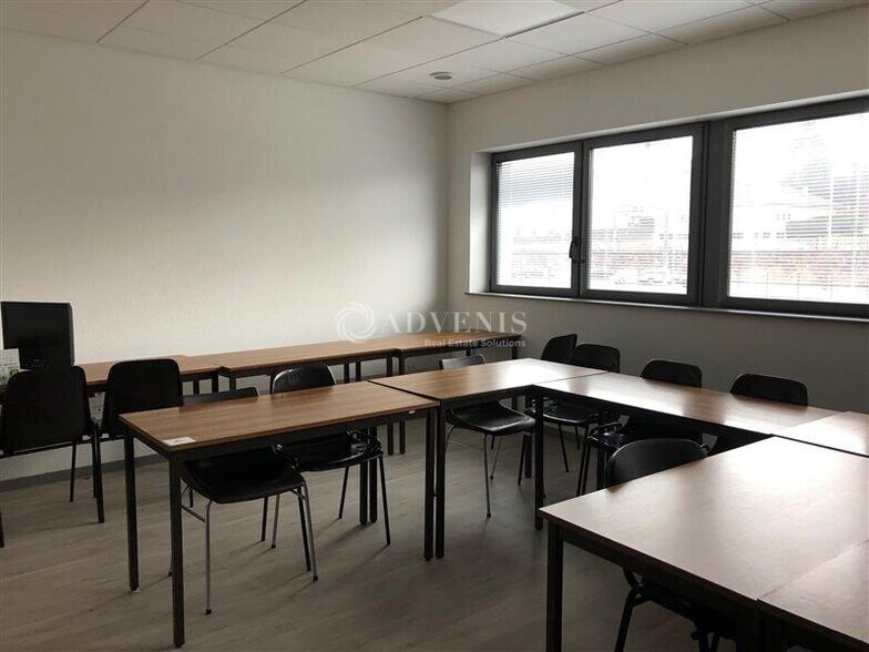 Bureau dans Épinal à louer - Photo de l’immeuble – Image 3 sur 11