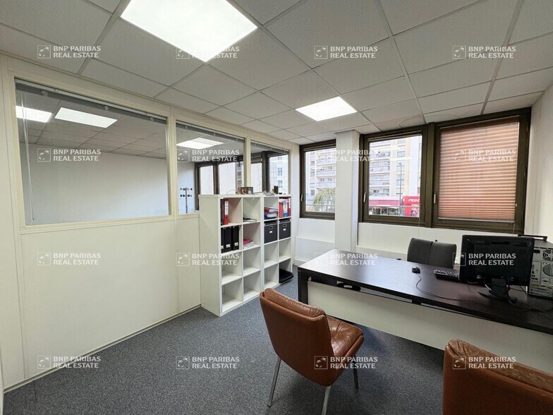 Bureau dans Bourg-la-Reine à louer - Photo intérieure – Image 2 sur 8