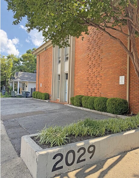 2029 Peabody Ave, Memphis, TN à vendre - Photo de l’immeuble – Image 2 sur 7