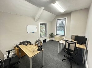 Holly Ln, Coventry à louer Photo intérieure– Image 2 sur 4