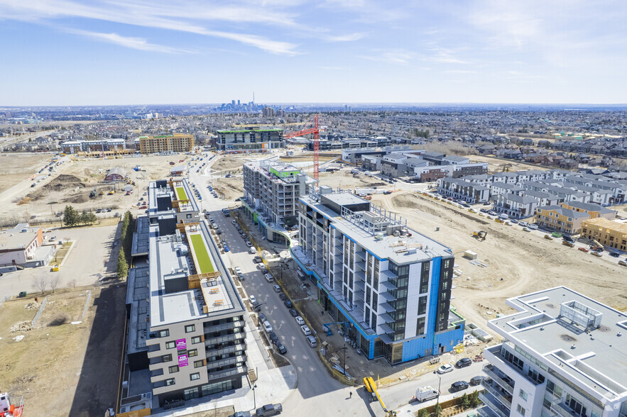 8375 Broadcast Avenue Southwest, Calgary, AB à louer - Aérien – Image 2 sur 3