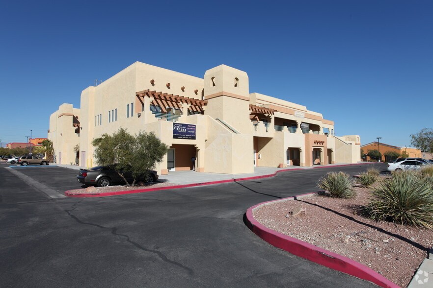 2595 S Cimarron Rd, Las Vegas, NV à vendre - Photo principale – Image 1 sur 39