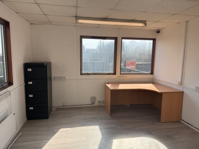 25-29A Tweed Rd, Northampton à louer - Photo intérieure – Image 2 sur 2