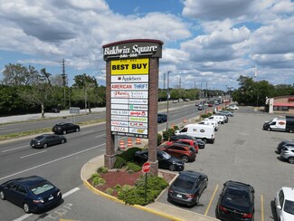 Plus de détails pour 660-690 Sunrise Hwy, Baldwin, NY - Local commercial à louer