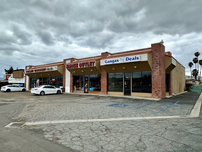 41615-41627 E Florida Ave, Hemet, CA à louer - Photo de l’immeuble – Image 1 sur 7