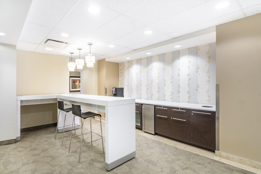 1 Rideau St, Ottawa, ON à louer - Photo intérieure – Image 2 sur 16