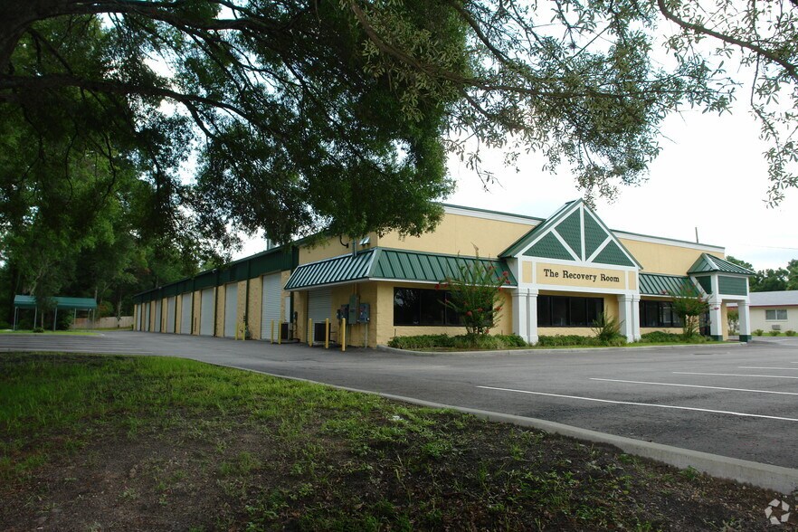 1925 S Woodland Blvd, Deland, FL à vendre - Photo de l’immeuble – Image 2 sur 2