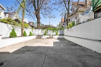 Plus de détails pour 8417 7th Ave, Brooklyn, NY - Bureau/Local commercial à louer