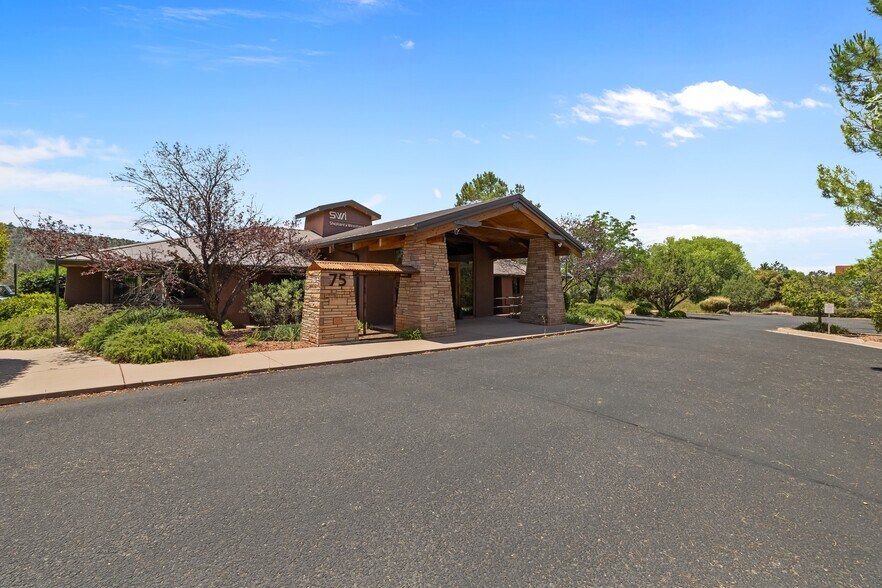 75 Kallof Pl, Sedona, AZ à louer - Photo de l’immeuble – Image 3 sur 99