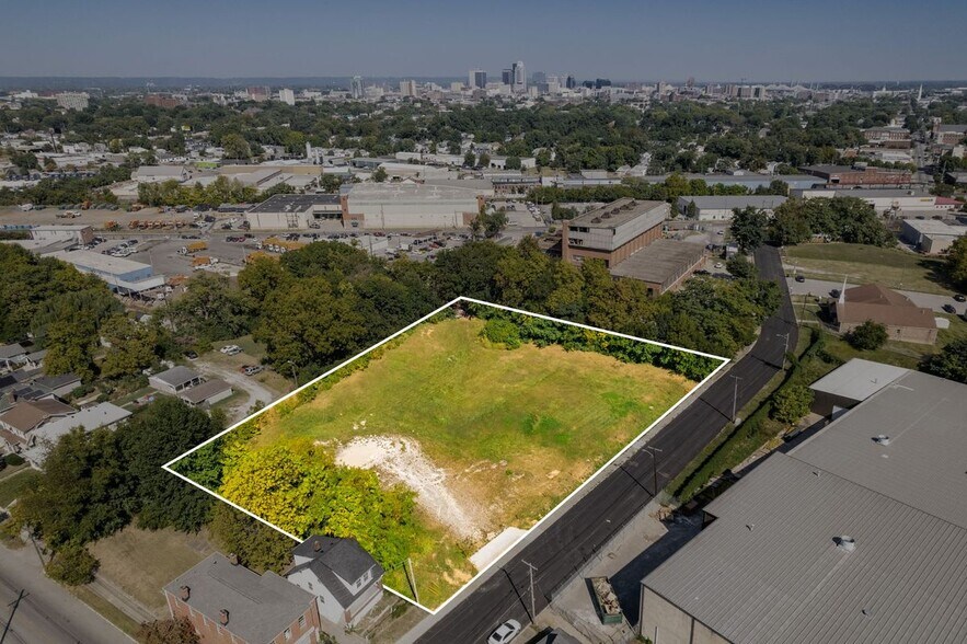 1440 Bland, Louisville, KY à louer - Photo de l’immeuble – Image 2 sur 7