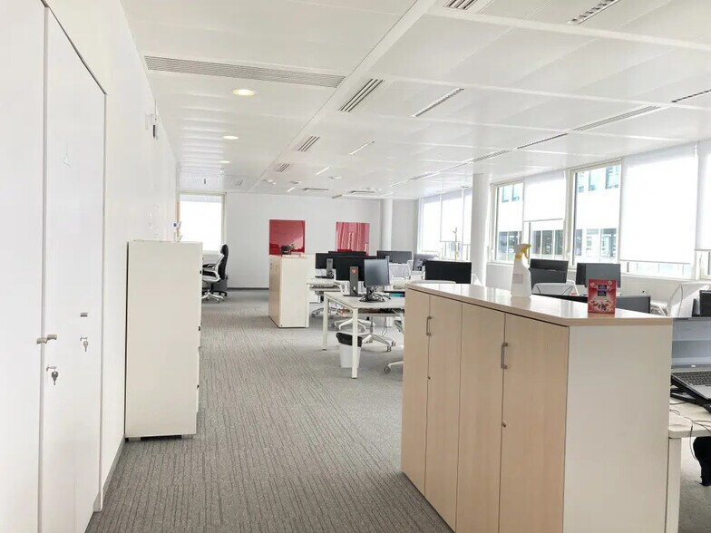 43 Rue Du Charolais, Paris à louer - Photo de l’immeuble – Image 3 sur 10