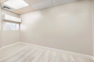 5341 W Atlantic Ave, Delray Beach, FL à louer Photo intérieure– Image 1 sur 5