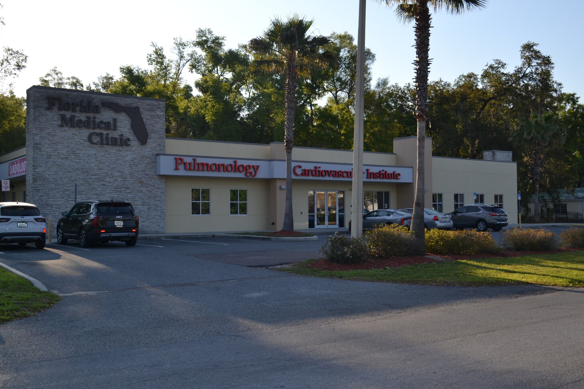 6606 Stadium Dr, Zephyrhills, FL à vendre Photo principale– Image 1 sur 32