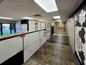 4330 Halifax St, Burnaby, BC à louer Photo intérieure– Image 2 sur 6